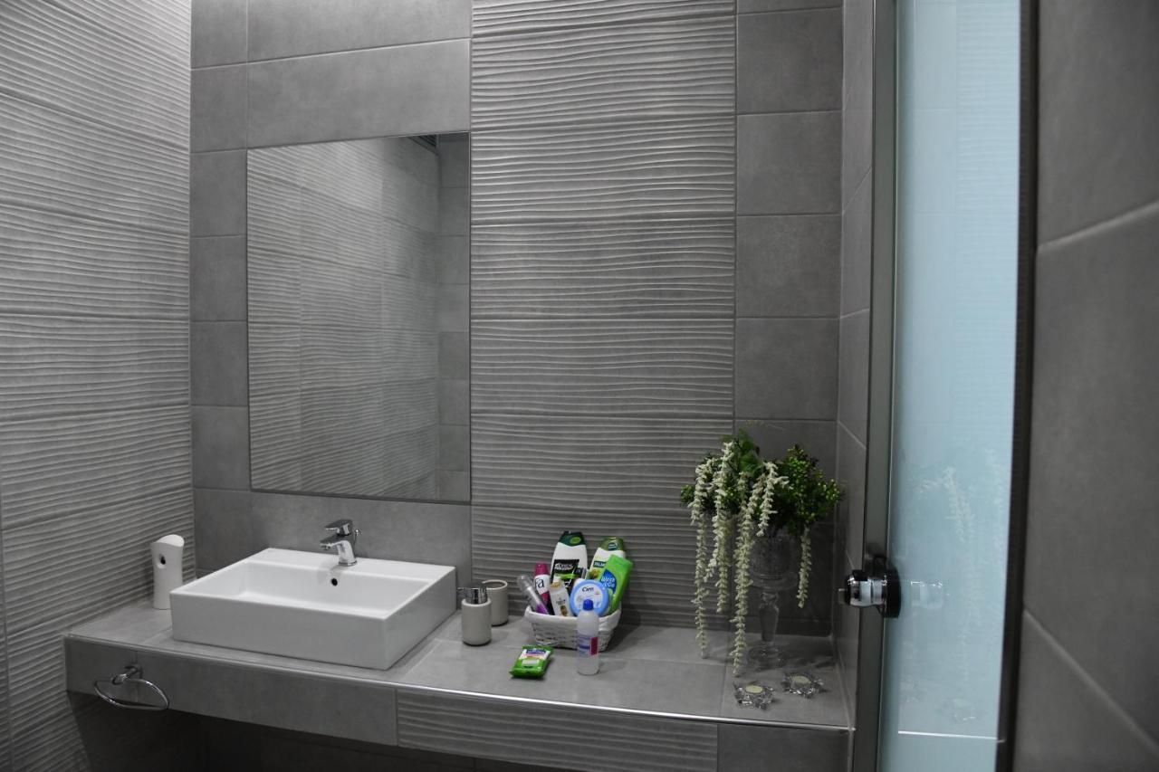 City Heart Luxury Studios Rhodes City Bagian luar foto