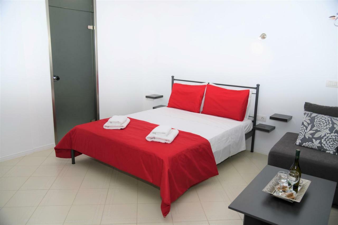City Heart Luxury Studios Rhodes City Bagian luar foto