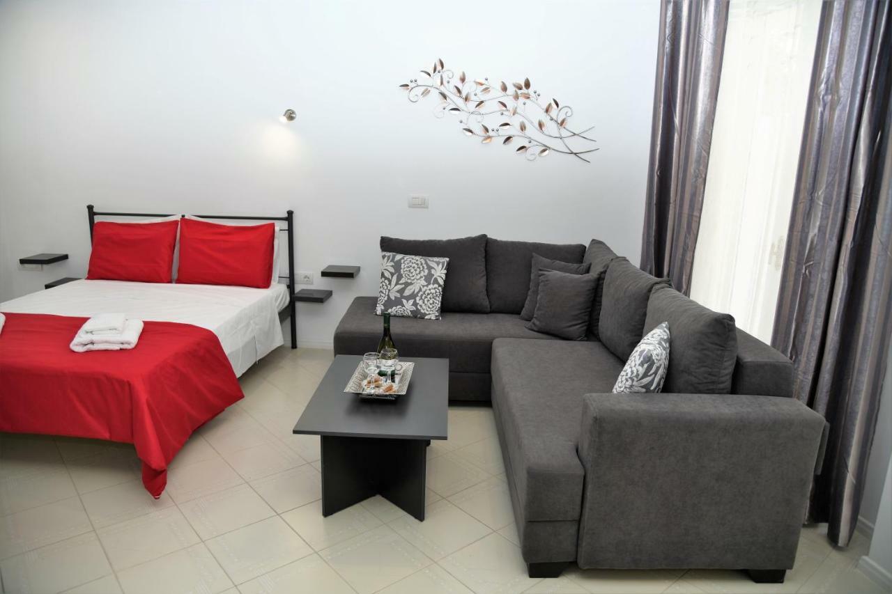 City Heart Luxury Studios Rhodes City Bagian luar foto